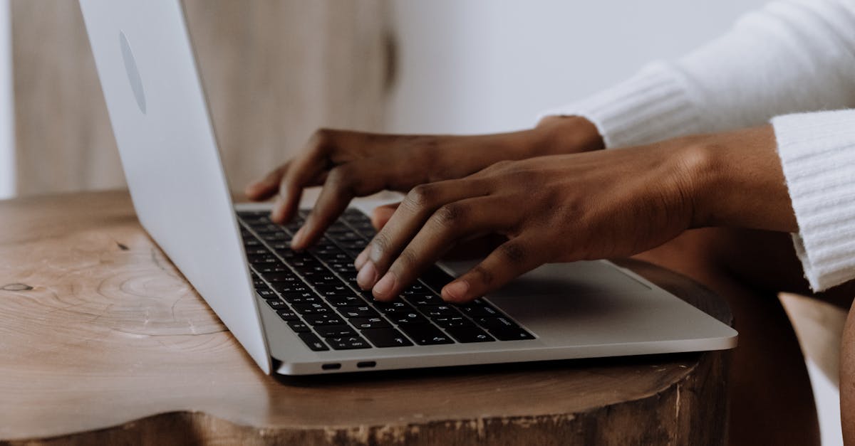 découvrez quelle est la vitesse internet idéale pour vos besoins quotidiens, que ce soit pour le streaming, le télétravail ou les jeux en ligne.