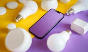 Qui a inventé Internet et quelles étaient ses motivations ?