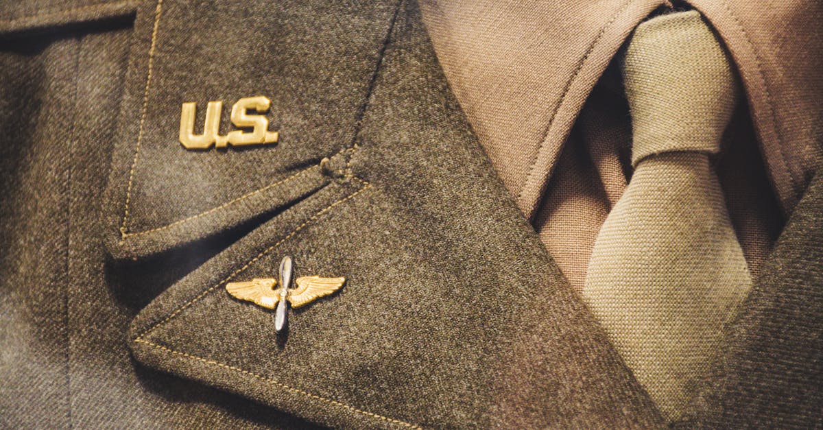 découvrez tout sur les grades militaires : significations, hiérarchie et distinctions pour mieux comprendre les forces armées.