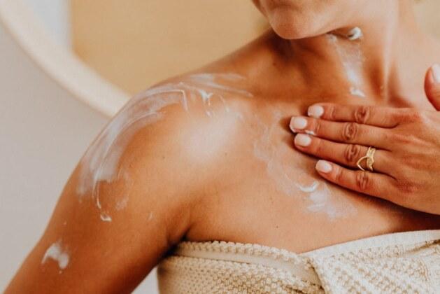 Comment traiter naturellement les boutons sur les parties intimes ?