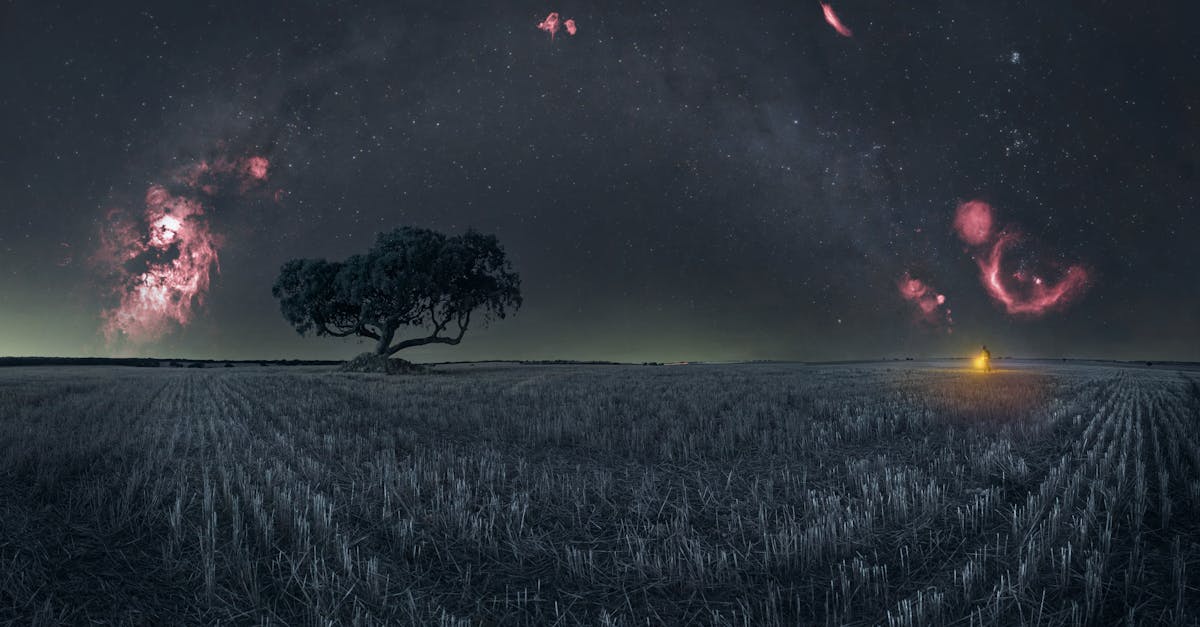 découvrez l'origine de l'univers, des théories scientifiques aux mystères cosmologiques, pour comprendre comment tout a commencé.