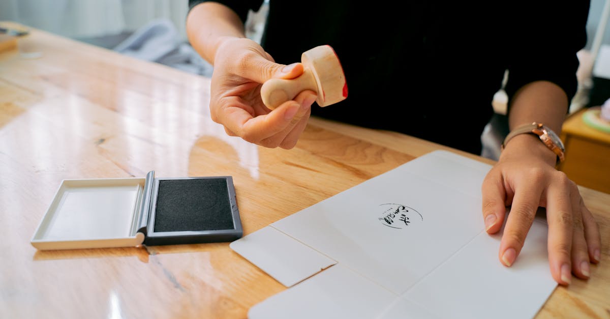 personnalisez votre messagerie vocale pour une communication plus professionnelle et efficace. ajustez les messages d'accueil selon vos besoins.